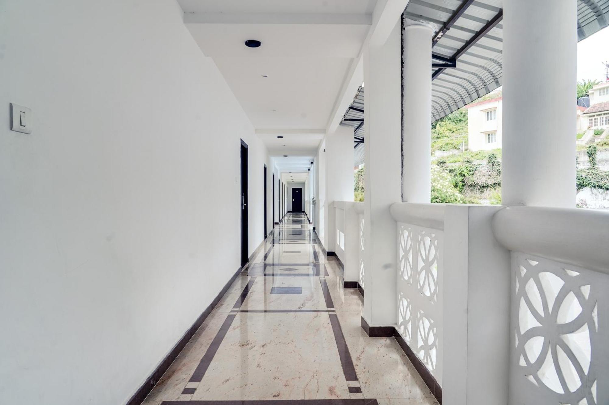 Отель Collection O Coastal Grand Kurunji Meredian Кодайканал Экстерьер фото